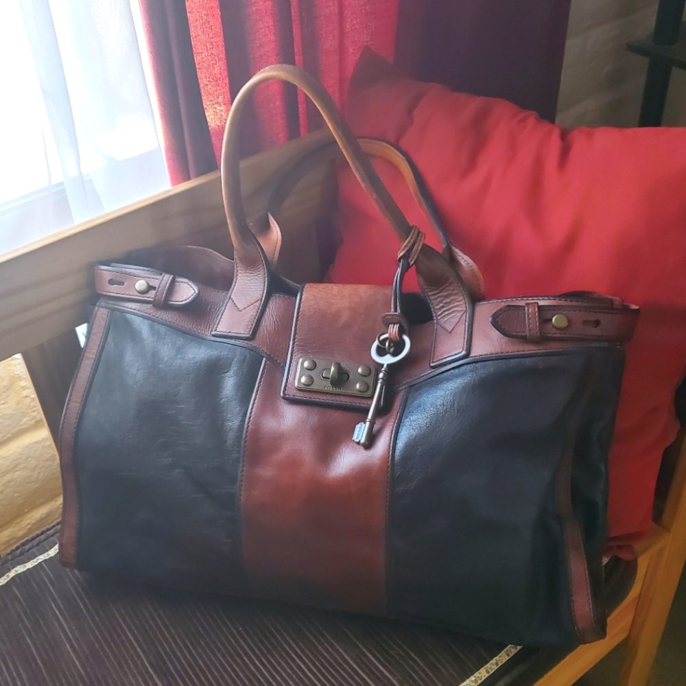 FOSSIL extra large satchel